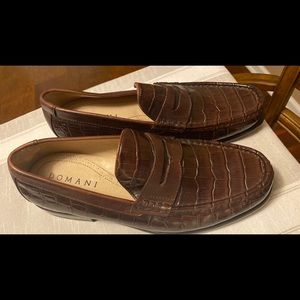 Domani alligator print loafers size 8.5